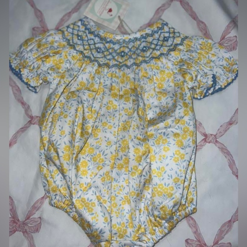 The smocked flamingo bubble